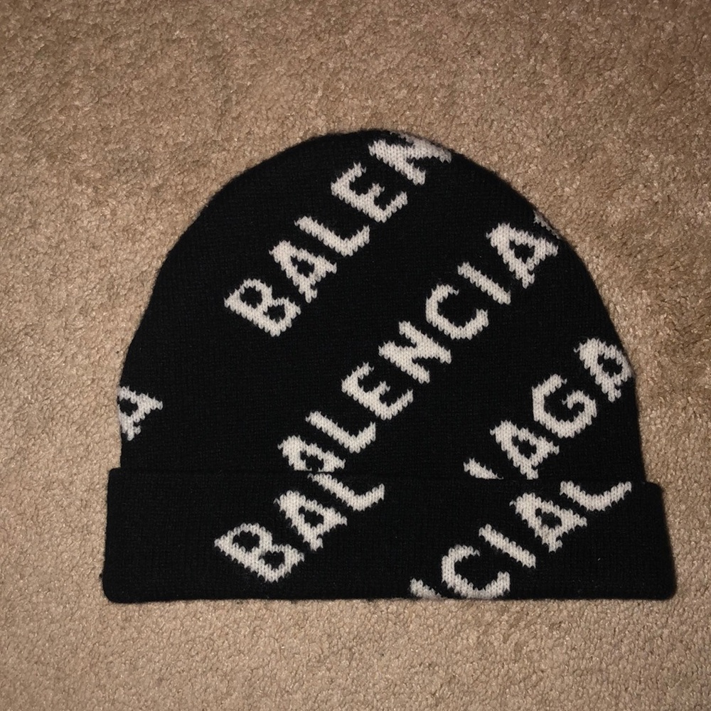 Authentic Balenciaga skully